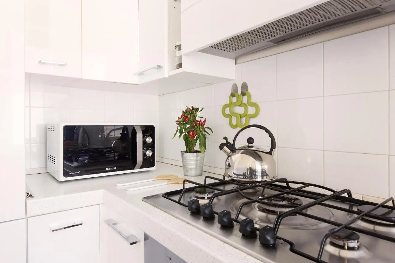 Romac Gianicolo 3-Bedroom Holiday Apartment Rome